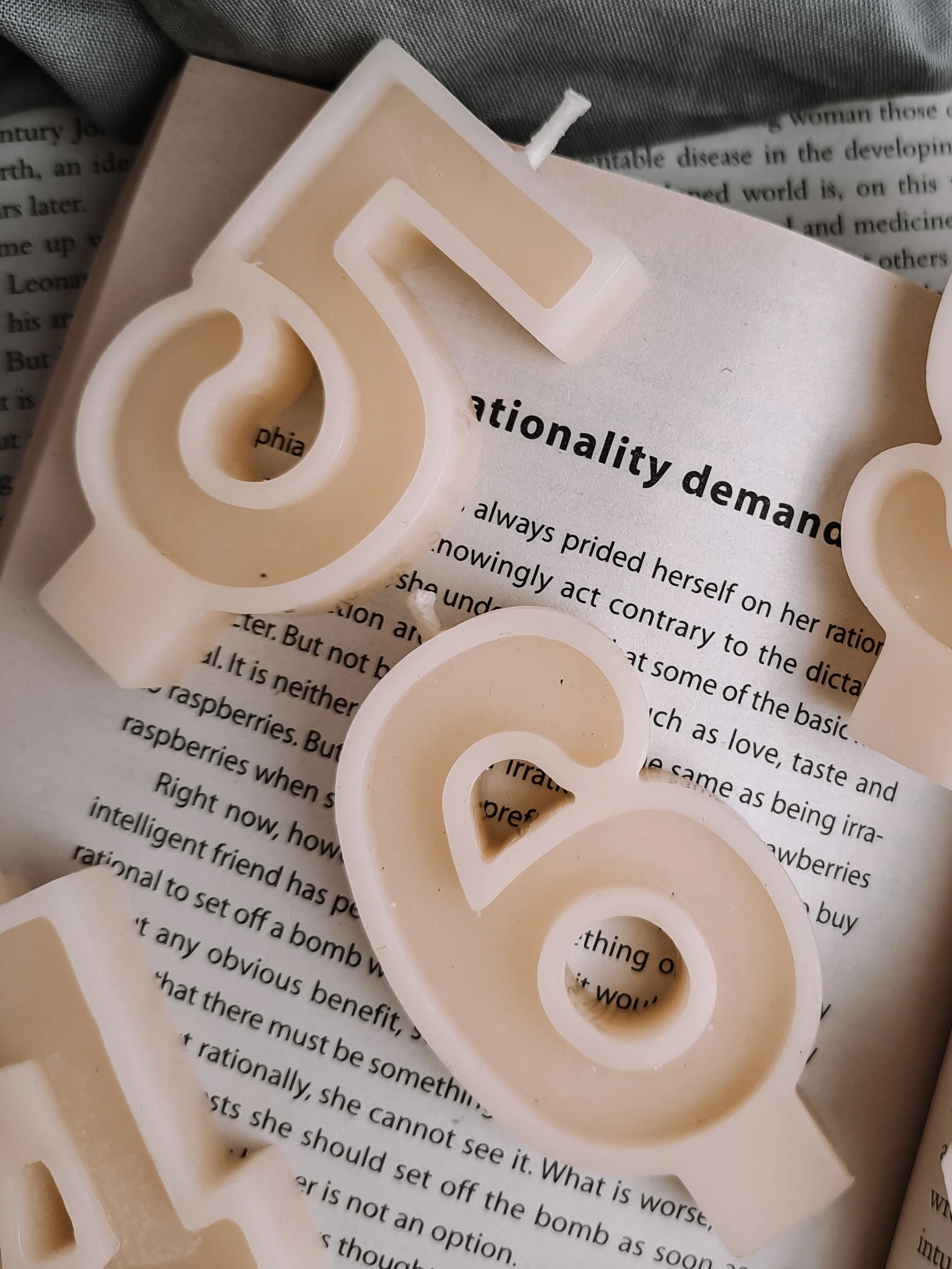 Wholesale Beeswax number candles 0 to 9, bees wax birthday candle,  cake candles, numbers candle - Image 5